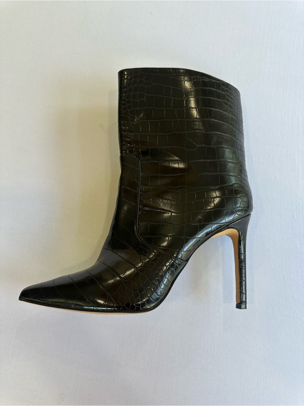 Women's Black Croc-Embossed Pointed Toe Stiletto Ankle Boots w/ Side Zip Size 9